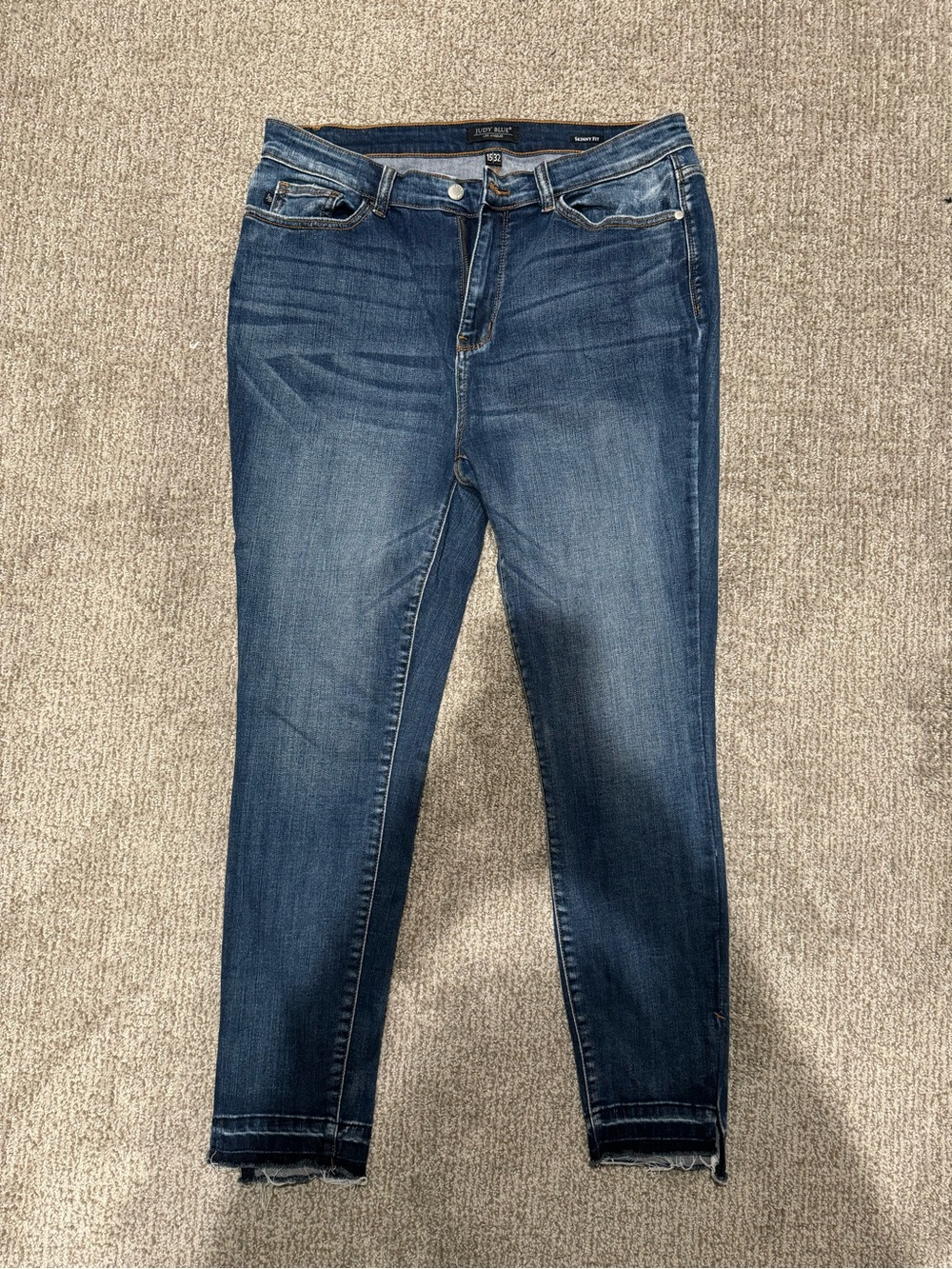 Judy Blue Mid-Dark Blue Skinny Jeans